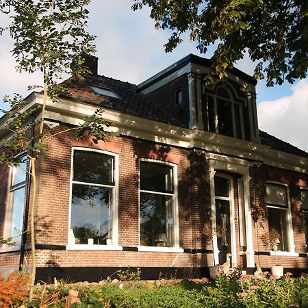 Onder De Boom Bed & Breakfast Gerkesklooster Екстериор снимка