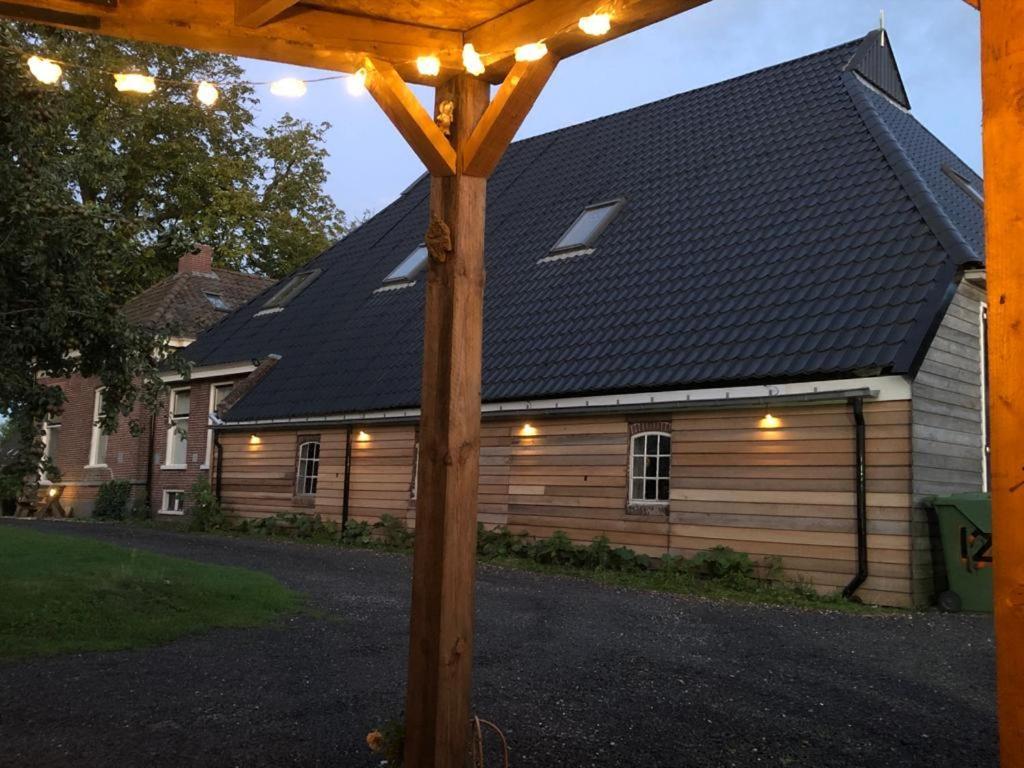 Onder De Boom Bed & Breakfast Gerkesklooster Екстериор снимка