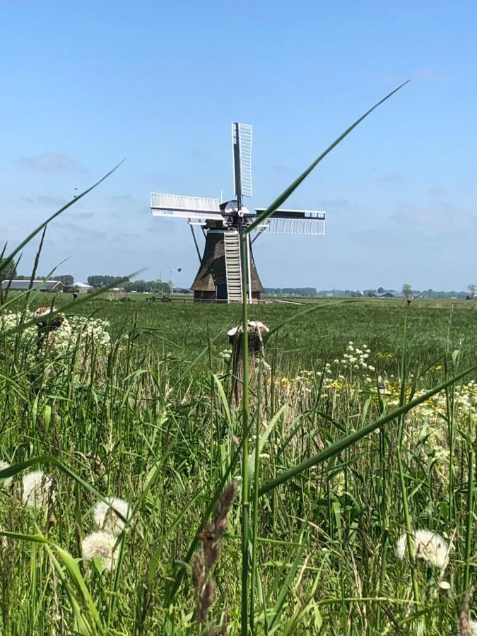 Onder De Boom Bed & Breakfast Gerkesklooster Екстериор снимка