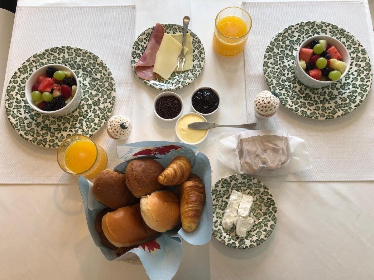 Onder De Boom Bed & Breakfast Gerkesklooster Екстериор снимка